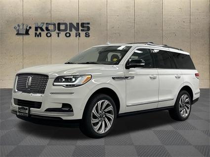 2022 Lincoln Navigator  
