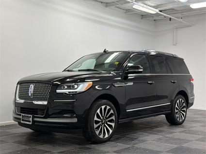 2022 Lincoln Navigator  