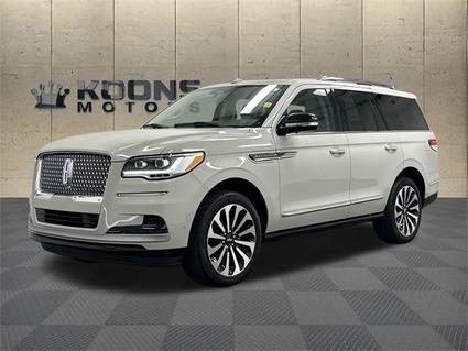 2022 Lincoln Navigator  
