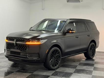 2025 Lincoln Navigator  