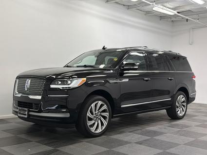 2023 Lincoln Navigator L  