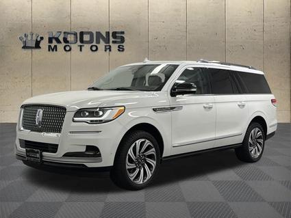 2022 Lincoln Navigator L  