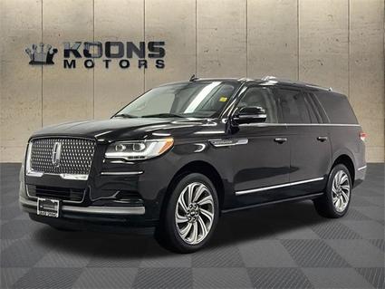 2022 Lincoln Navigator L  