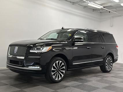 2022 Lincoln Navigator L  