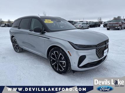 2024 Lincoln Nautilus Devils Lake ND