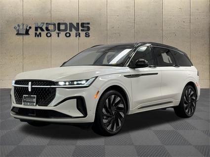 2024 Lincoln Nautilus  