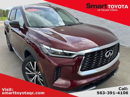2025 INFINITI QX60 Davenport IA