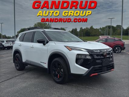 2025 Nissan Rogue Green Bay WI