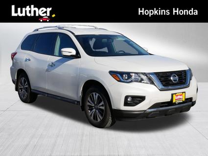 2017 Nissan Pathfinder Hopkins MN