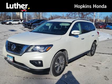 2017 Nissan Pathfinder Hopkins MN