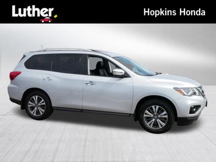 2017 Nissan Pathfinder Hopkins MN