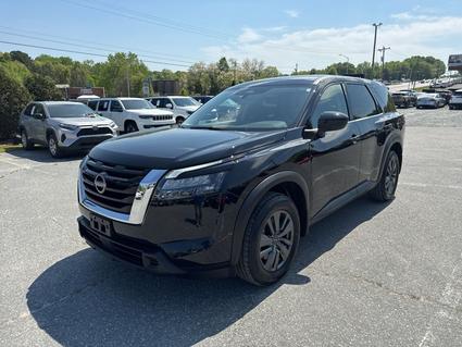 2024 Nissan Pathfinder Greensboro NC