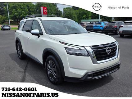 2022 Nissan Pathfinder Paris TN