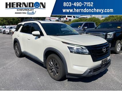2022 Nissan Pathfinder Lexington SC