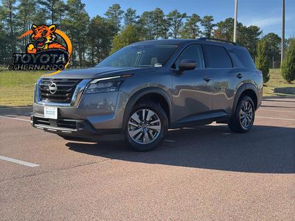 2025 Nissan Pathfinder Hernando MS