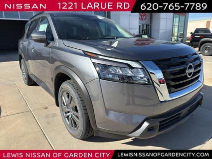 2025 Nissan Pathfinder Garden City KS