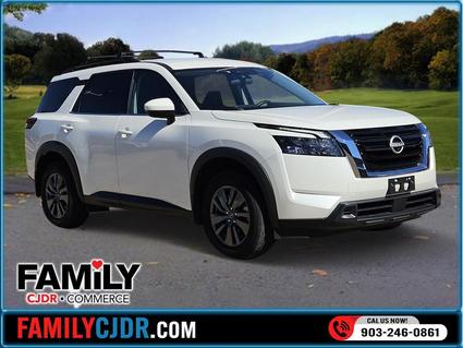 2024 Nissan Pathfinder Commerce TX