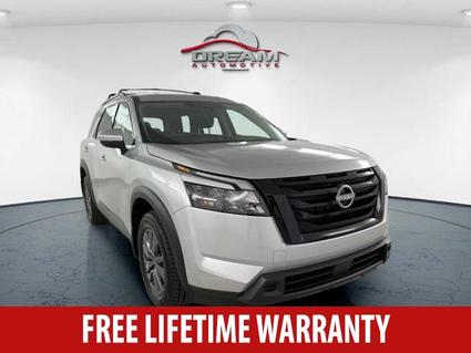 2025 Nissan Pathfinder Lawrence KS