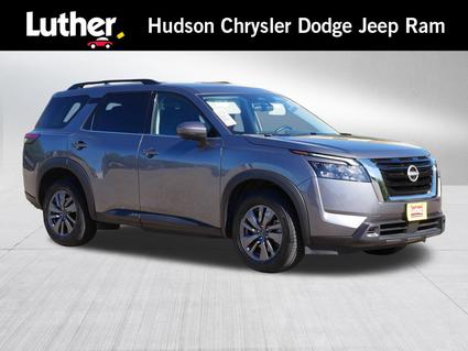 2025 Nissan Pathfinder Hudson WI