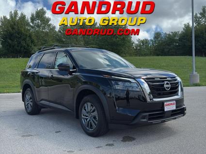 2025 Nissan Pathfinder Green Bay WI