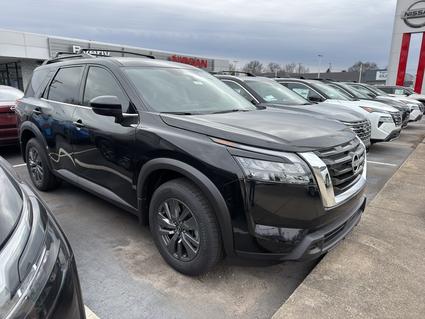 2025 Nissan Pathfinder Louisville KY