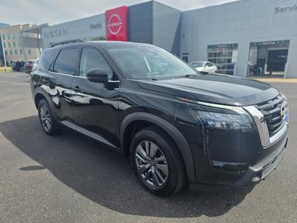 2025 Nissan Pathfinder Paris TN