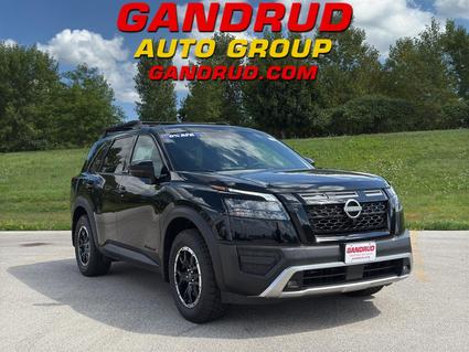 2025 Nissan Pathfinder Green Bay WI