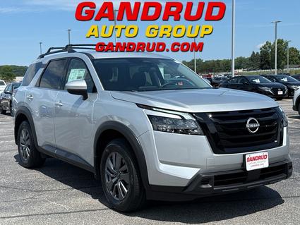 2025 Nissan Pathfinder Green Bay WI