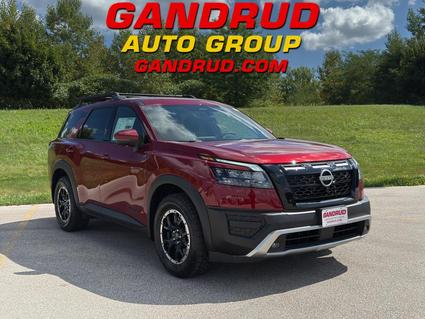 2025 Nissan Pathfinder Green Bay WI