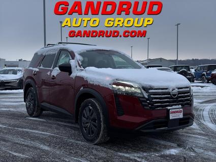 2026 Nissan Pathfinder Green Bay WI