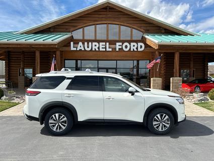 2022 Nissan Pathfinder Laurel MT