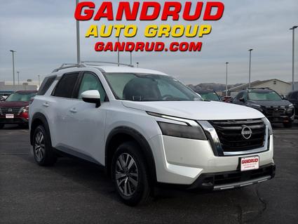 2025 Nissan Pathfinder Green Bay WI