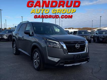 2025 Nissan Pathfinder Green Bay WI