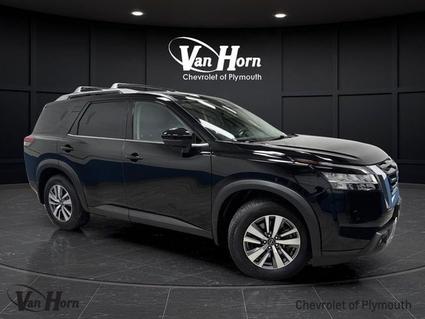 2022 Nissan Pathfinder Plymouth WI