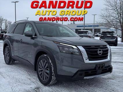 2025 Nissan Pathfinder Green Bay WI