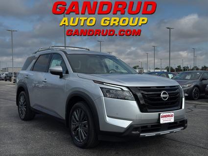 2025 Nissan Pathfinder Green Bay WI