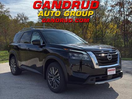 2025 Nissan Pathfinder Green Bay WI