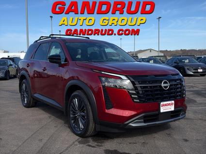 2026 Nissan Pathfinder Green Bay WI