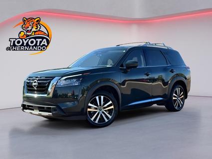 2024 Nissan Pathfinder Hernando MS