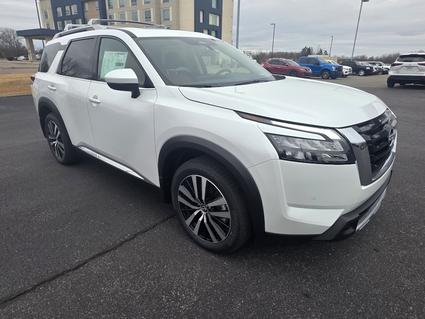 2025 Nissan Pathfinder Paris TN