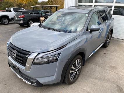 2022 Nissan Pathfinder Hazel Green WI