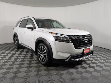 2025 Nissan Pathfinder Champaign IL