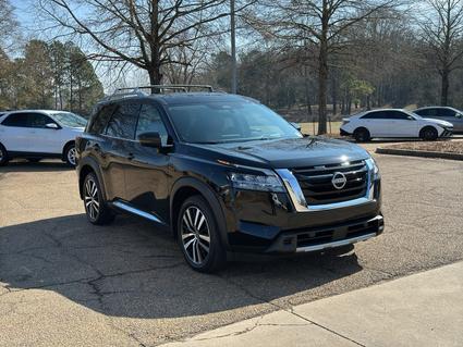 2023 Nissan Pathfinder Brandon MS