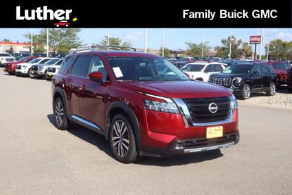 2022 Nissan Pathfinder Fargo ND