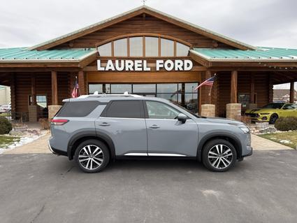 2025 Nissan Pathfinder Laurel MT