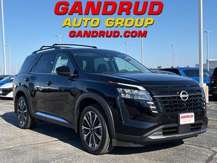 2026 Nissan Pathfinder Green Bay WI