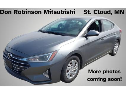2019 Hyundai Elantra St Cloud MN
