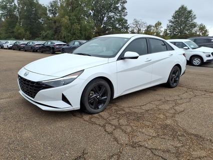 2023 Hyundai Elantra Batesville MS