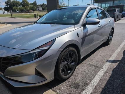 2023 Hyundai Elantra Merriam KS