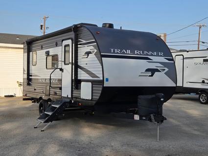 2023 TRAIL RUNNER 200FBSS Cleburne TX